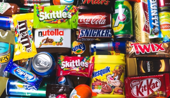 בדיקת המועצה לצרכנות: איך השפיע הריקול של שטראוס עלית על שוק הממתקים בישראל?